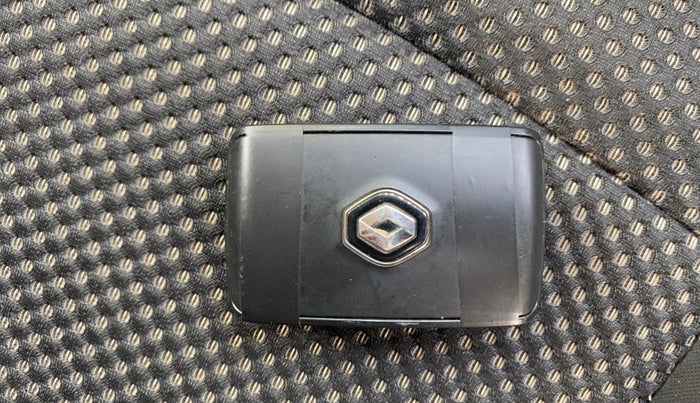 2020 Renault TRIBER RXZ, Petrol, Manual, 39,230 km, Key Close Up