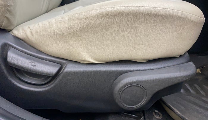 2014 Hyundai Grand i10 ASTA 1.2 KAPPA VTVT, Petrol, Manual, 75,204 km, Driver Side Adjustment Panel