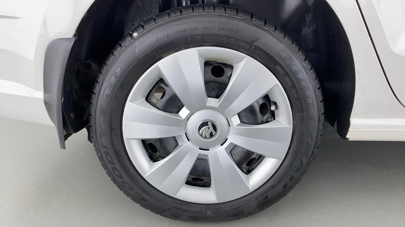 2021 Skoda Rapid ACTIVE 1.0 TSI, Petrol, Manual, 8,539 km, Right Rear Wheel