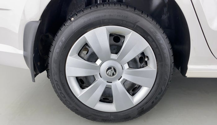 2021 Skoda Rapid ACTIVE 1.0 TSI, Petrol, Manual, 8,539 km, Right Rear Wheel