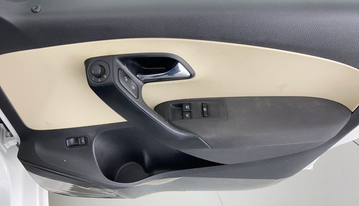 2021 Skoda Rapid ACTIVE 1.0 TSI, Petrol, Manual, 8,539 km, Driver Side Door Panels Control