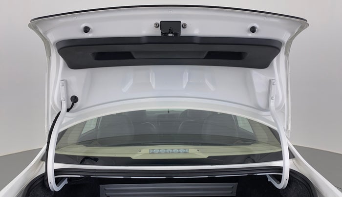 2021 Skoda Rapid ACTIVE 1.0 TSI, Petrol, Manual, 8,539 km, Boot Door Open