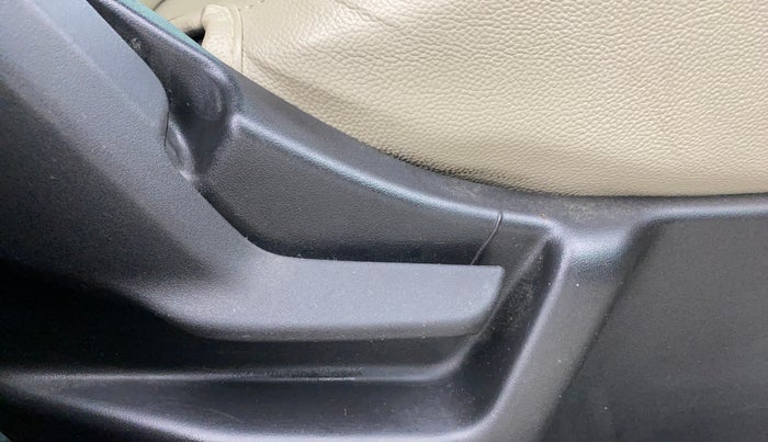 2023 Maruti New Wagon-R ZXI 1.2, Petrol, Manual, 28,091 km, Driver Side Adjustment Panel