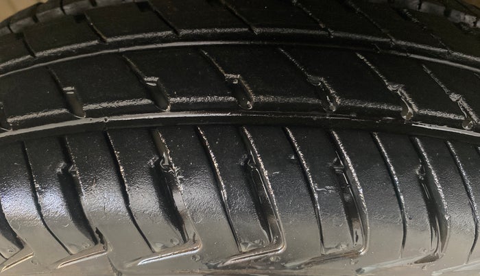 2024 Maruti Alto K10 VXi Plus (O) AGS, Petrol, Automatic, 7,216 km, Left Front Tyre Tread