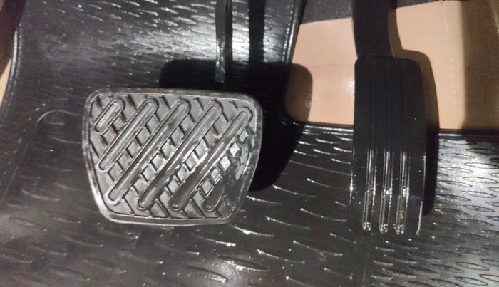 2019 Renault Duster 110 PS RXS 4X2 AMT DIESEL, Diesel, Automatic, 50,181 km, Pedals