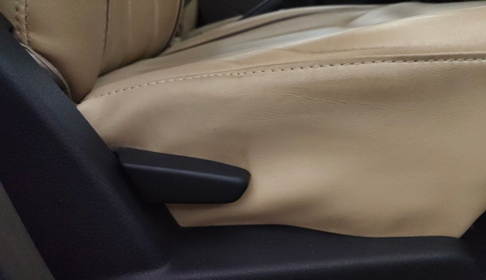 2019 Renault Duster 110 PS RXS 4X2 AMT DIESEL, Diesel, Automatic, 50,181 km, Driver Side Adjustment Panel