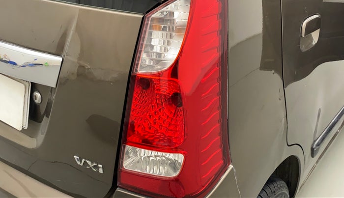2013 Maruti Wagon R 1.0 VXI, Petrol, Manual, 78,410 km, Right tail light - Minor scratches