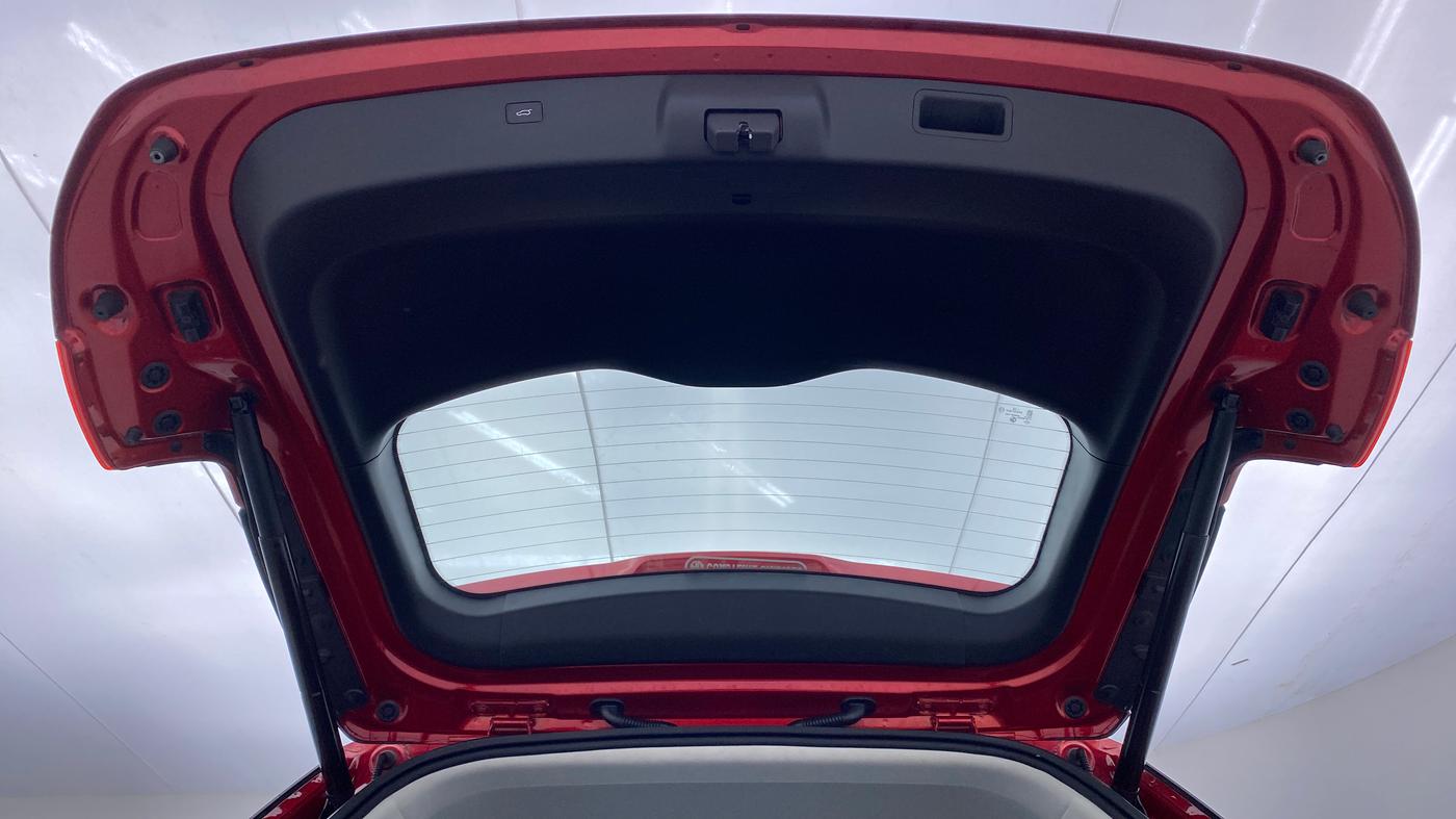 2019 MG HECTOR SHARP DCT PETROL, Petrol, Automatic, 9,076 km, Boot Door Open