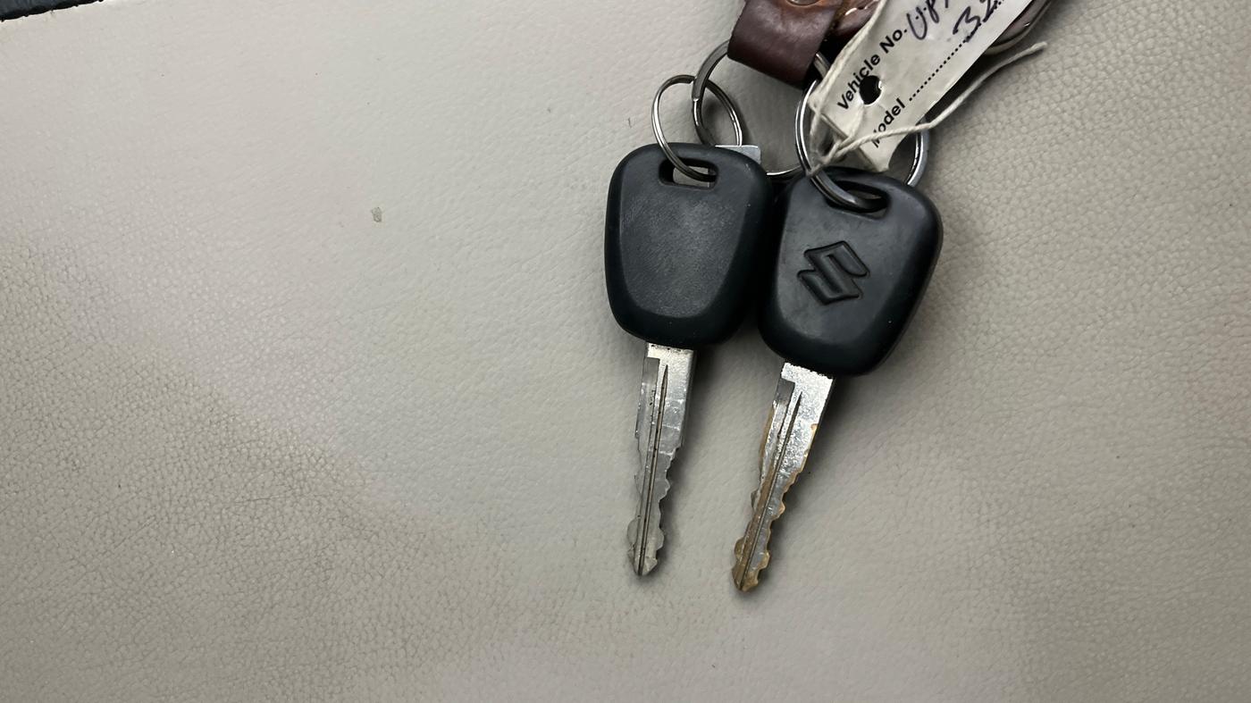 2023 Maruti Alto K10 LXI, CNG, Manual, 37,953 km, Key Close Up