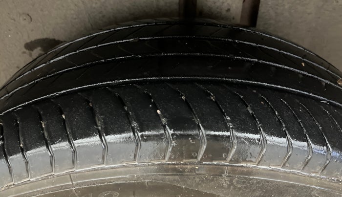 2024 MG HECTOR Select Pro 2.0 Turbo Diesel MT, Diesel, Manual, 34,950 km, Left Rear Tyre Tread