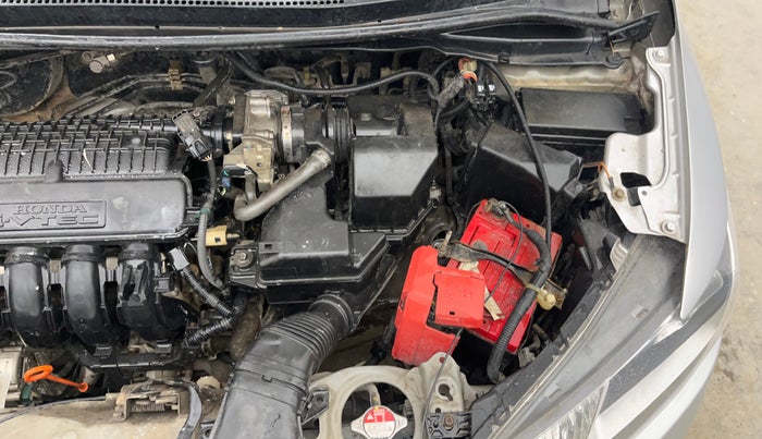 2016 Honda Jazz 1.2L I-VTEC S, Petrol, Manual, 1,41,338 km, Engine View - Left
