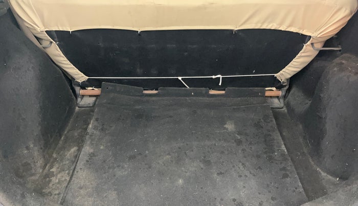 2016 Honda Jazz 1.2L I-VTEC S, Petrol, Manual, 1,41,338 km, Boot Inside