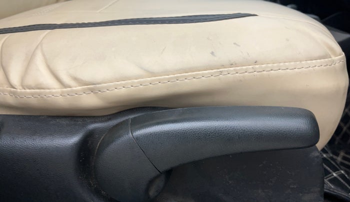 2016 Honda Jazz 1.2L I-VTEC S, Petrol, Manual, 1,41,338 km, Driver Side Adjustment Panel