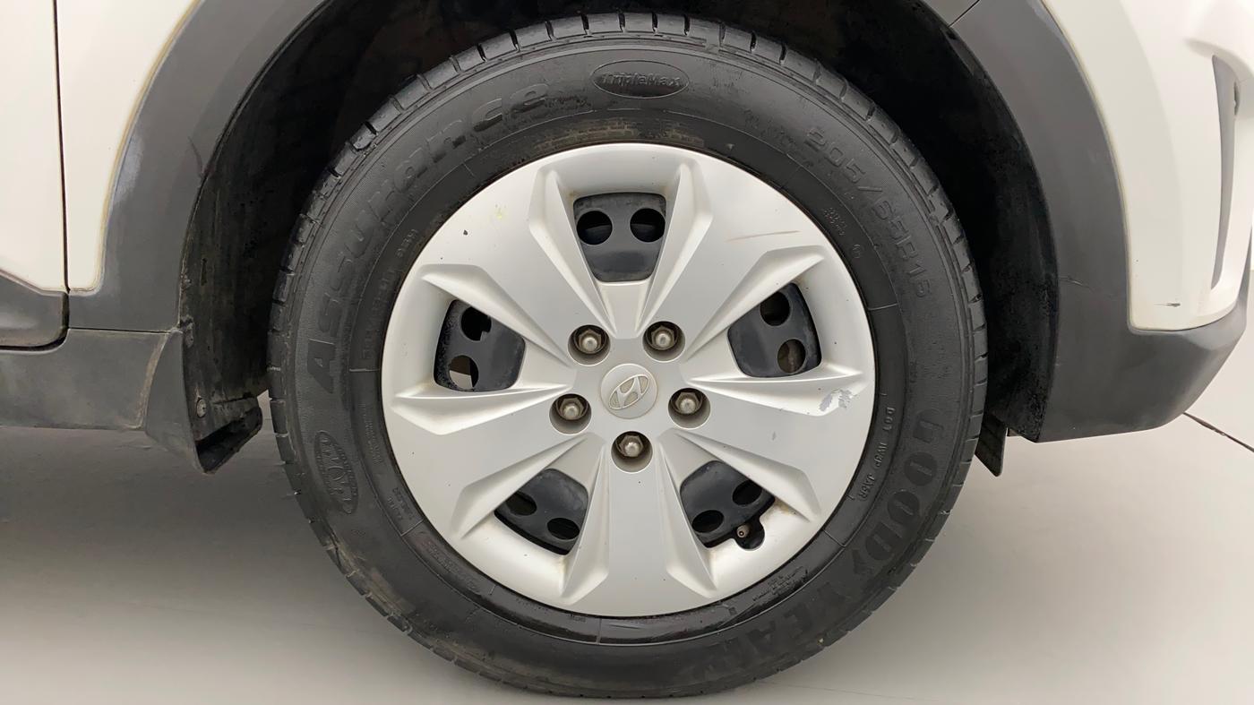 2016 Hyundai Creta BASE 1.6 PETROL, Petrol, Manual, 83,573 km, Right Front Wheel