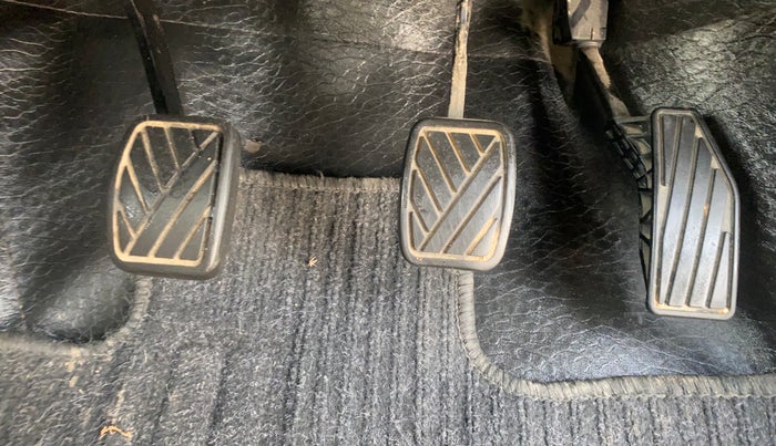 2021 Maruti Baleno DELTA PETROL 1.2, Petrol, Manual, 33,722 km, Pedals