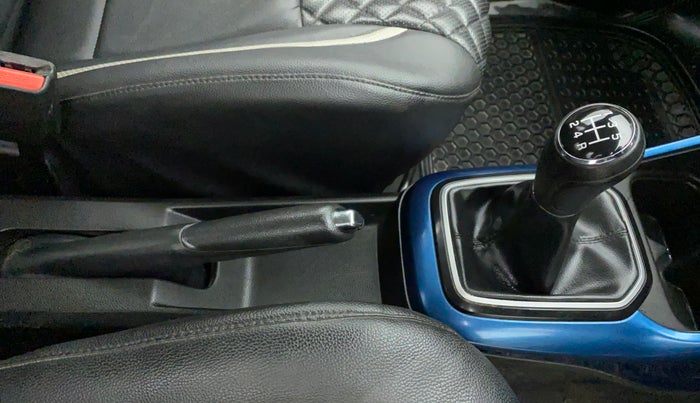 2017 Maruti IGNIS ALPHA 1.2, Petrol, Manual, 9,665 km, Gear Lever