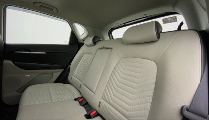 2021 KIA SONET HTX PLUS 1.0 IMT, Petrol, Manual, 15,355 km, Right Side Rear Door Cabin