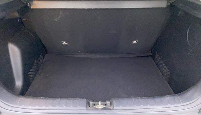 2021 KIA SONET HTX PLUS 1.0 IMT, Petrol, Manual, 15,355 km, Boot Inside