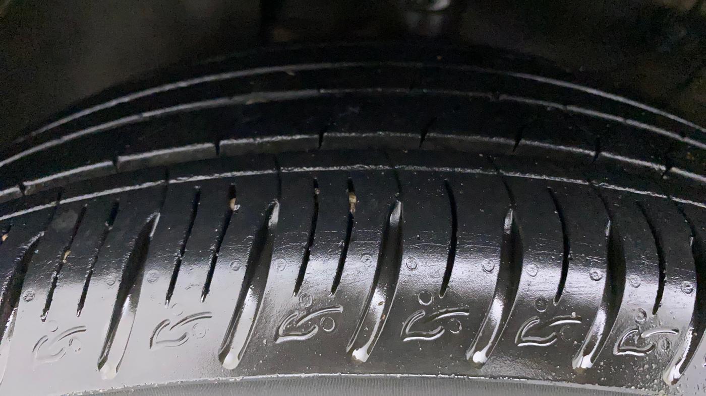2021 KIA SONET HTX PLUS 1.0 IMT, Petrol, Manual, 15,355 km, Left Front Tyre Tread