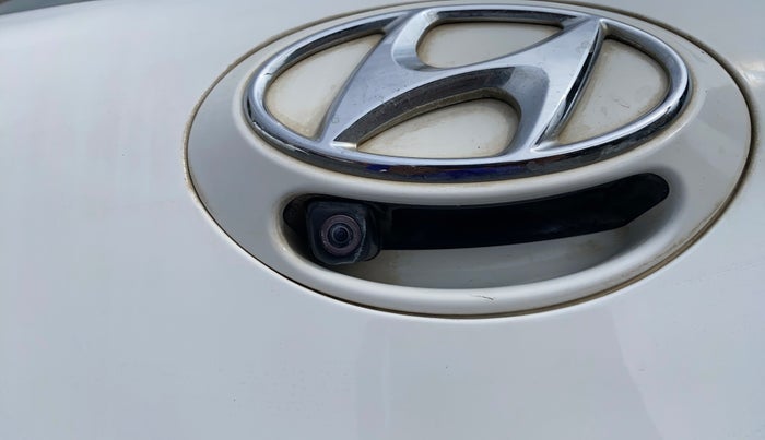 2017 Hyundai Grand i10 SPORTZ (O) 1.2 KAPPA VTVT, Petrol, Manual, 67,512 km, Parking Camera