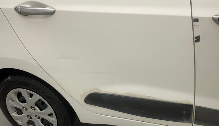 2015 Hyundai Grand i10 MAGNA 1.2 KAPPA VTVT, Petrol, Manual, 34,425 km, Right rear door - Minor scratches