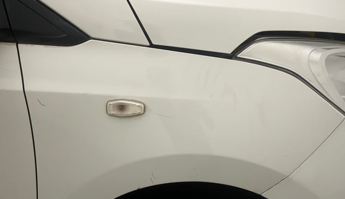 2015 Hyundai Grand i10 MAGNA 1.2 KAPPA VTVT, Petrol, Manual, 34,425 km, Right fender - Minor scratches