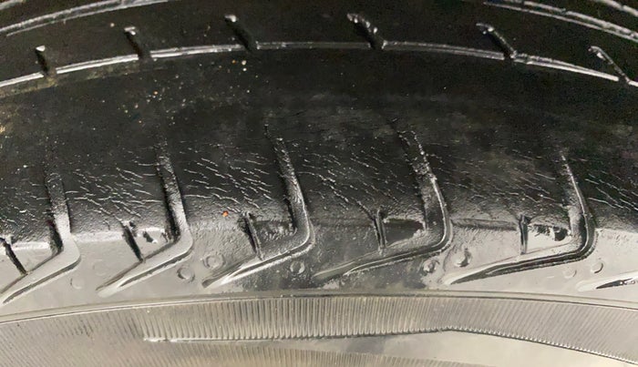 2019 Datsun Redi Go S 1.0, Petrol, Manual, 60,557 km, Left Rear Tyre Tread