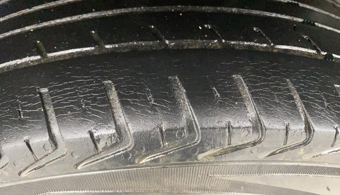 2019 Datsun Redi Go S 1.0, Petrol, Manual, 60,557 km, Right Rear Tyre Tread