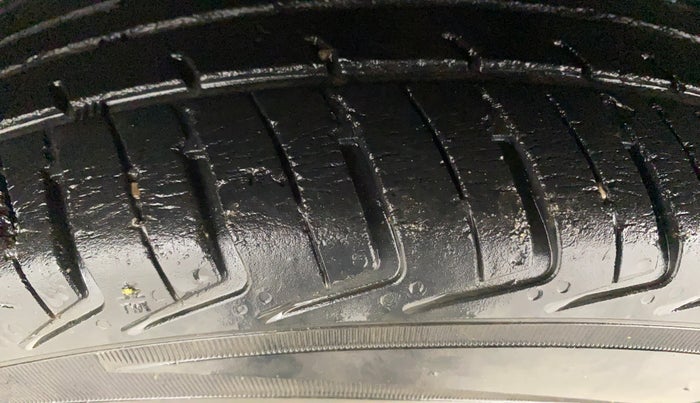 2019 Datsun Redi Go S 1.0, Petrol, Manual, 60,557 km, Left Front Tyre Tread