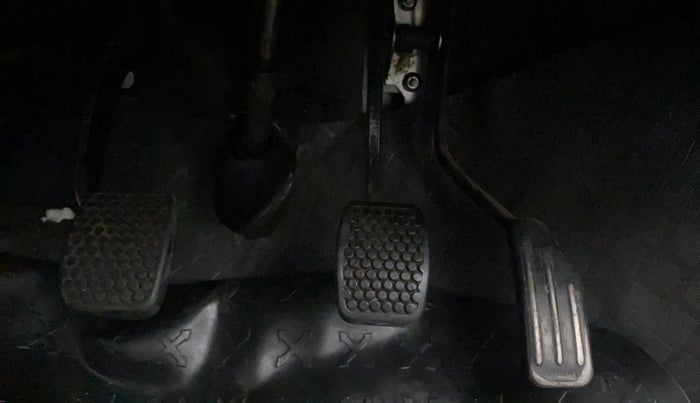 2012 Maruti Alto LXI, Petrol, Manual, 22,124 km, Pedals