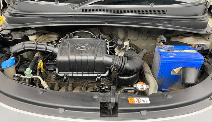 2016 Hyundai i10 MAGNA 1.1, Petrol, Manual, 43,175 km, Engine View