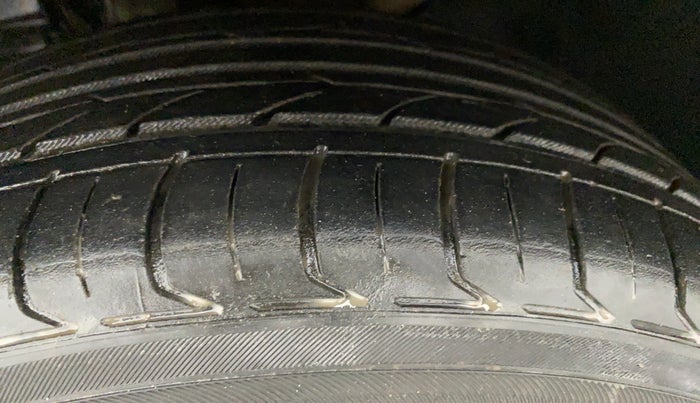 2018 Tata TIGOR XZ 1.2 REVOTRON, Petrol, Manual, 58,270 km, Left Front Tyre Tread