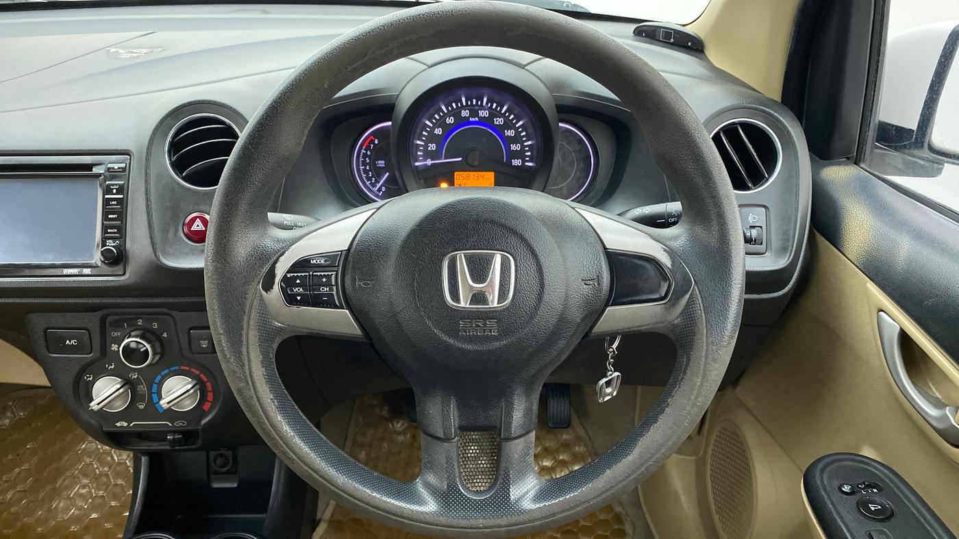 2015 Honda Amaze 1.2L I-VTEC VX, Petrol, Manual, 58,205 km, Steering Wheel Close Up
