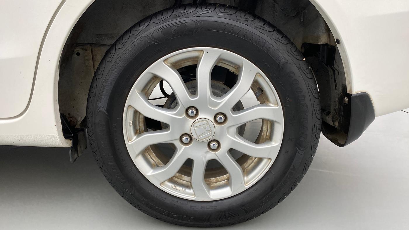 2015 Honda Amaze 1.2L I-VTEC VX, Petrol, Manual, 58,205 km, Left Rear Wheel