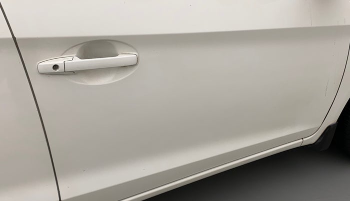 2015 Honda Amaze 1.2L I-VTEC VX, Petrol, Manual, 58,205 km, Driver-side door - Paint has faded