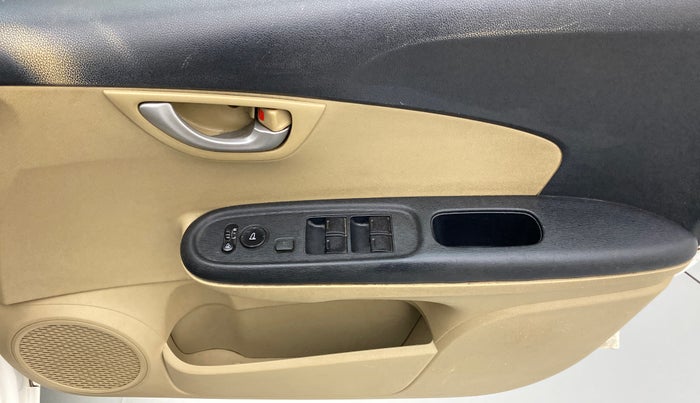 2015 Honda Amaze 1.2L I-VTEC VX, Petrol, Manual, 58,205 km, Driver Side Door Panels Control
