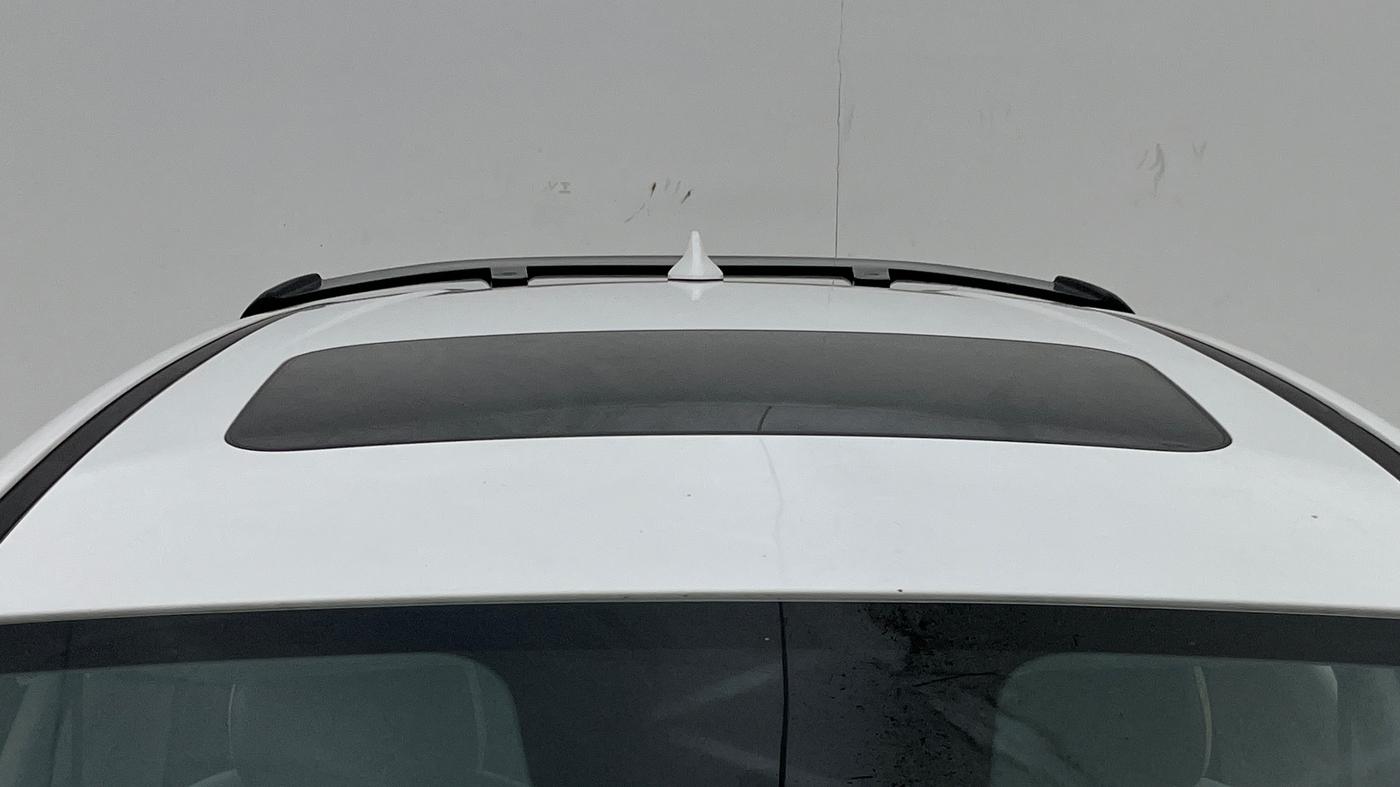 2025 Hyundai NEW I20 Sportz (O) 1.2 IVT, Petrol, Automatic, 11,272 km, Moonroof/ Sunroof