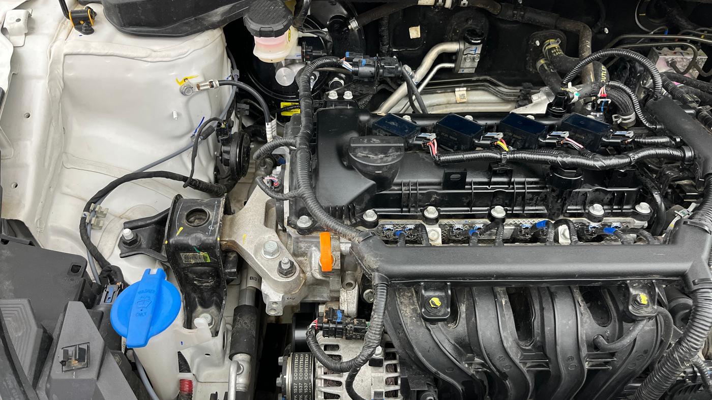 2025 Hyundai NEW I20 Sportz (O) 1.2 IVT, Petrol, Automatic, 11,272 km, Engine View - Right