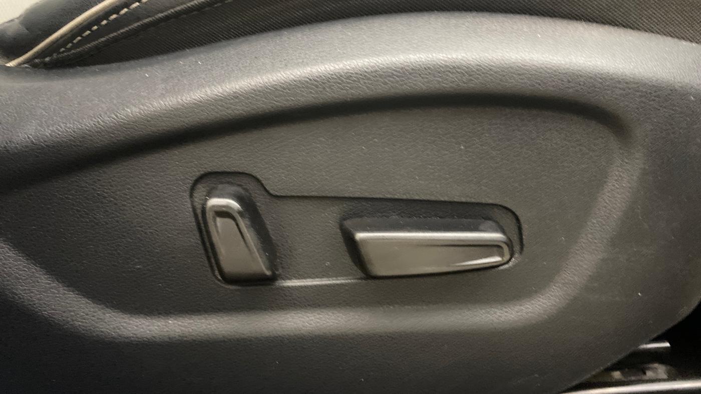 2020 Hyundai Creta SX (O) IVT 1.5 PETROL, Petrol, Automatic, 81,464 km, Driver Side Adjustment Panel