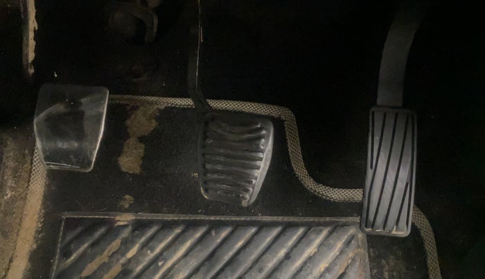 2018 Mahindra KUV 100 NXT K6+ D 6 STR, Diesel, Manual, 53,075 km, Pedals