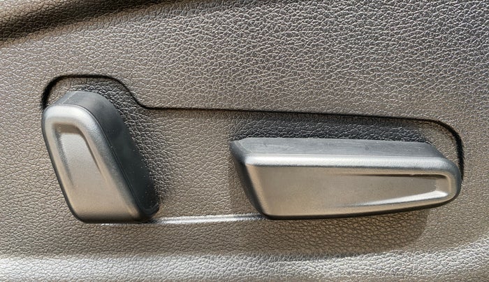 2021 Hyundai Creta SX (O) 1.4 TURBO DCT, Petrol, Automatic, 38,613 km, Driver Side Adjustment Panel