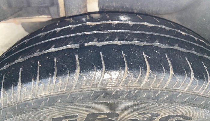 2021 Maruti Swift Dzire TOUR S-CNG (O), CNG, Manual, 49,375 km, Right Rear Tyre Tread