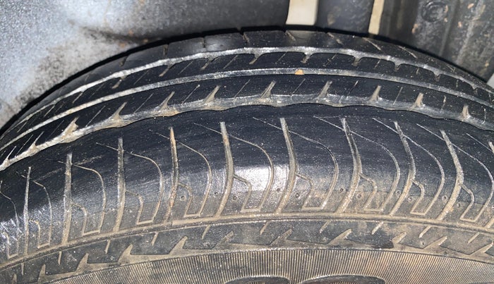 2021 Maruti Swift Dzire TOUR S-CNG (O), CNG, Manual, 49,375 km, Left Rear Tyre Tread