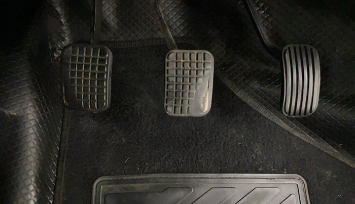 2018 Tata TIGOR XZ PETROL, Petrol, Manual, 95,399 km, Pedals