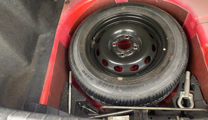 2018 Tata TIGOR XZ PETROL, Petrol, Manual, 95,399 km, Spare Tyre