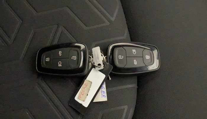 2021 Tata NEXON XZ PLUS PETROL, Petrol, Manual, 40,798 km, Key Close Up