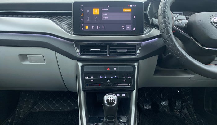 2021 Skoda KUSHAQ AMBITION 1.0 TSI MT, Petrol, Manual, 9,653 km, Air Conditioner