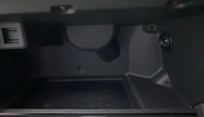 2018 Volkswagen Polo GT TSI AT, Petrol, Automatic, 96,274 km, Cooled Glove Box