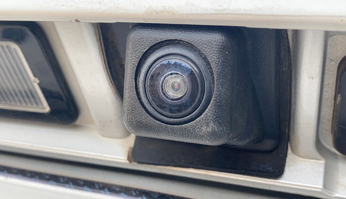 2020 Renault TRIBER RXZ, Petrol, Manual, 33,888 km, Parking Camera