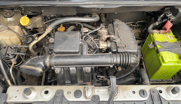 2020 Renault TRIBER RXZ, Petrol, Manual, 33,888 km, Engine View